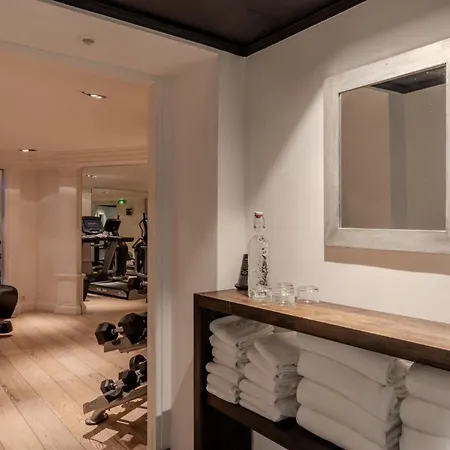Hotiday Collection - Arc De Triomphe Hotel 4*