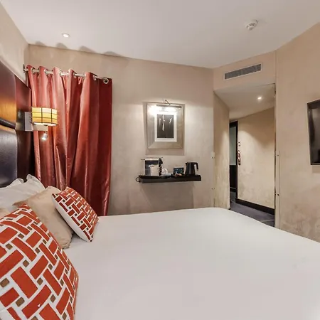 Hotel Hotiday Collection - Arc De Triomphe 4*