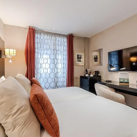 Otel Hotiday Collection - Arc De Triomphe Paris