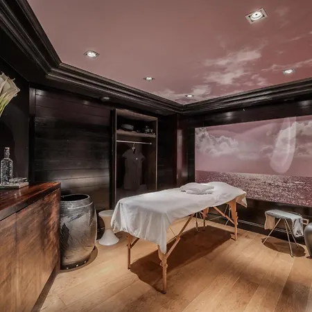 Otel Hotiday Collection - Arc De Triomphe