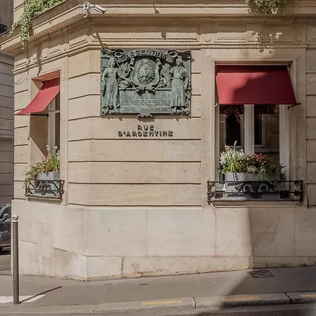 Otel Hotiday Collection - Arc De Triomphe Paris