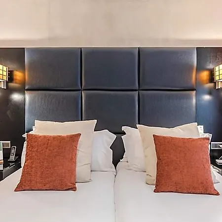 Hotiday Collection - Arc De Triomphe Hotel