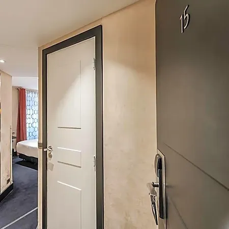 Hotiday Collection - Arc De Triomphe Hotel