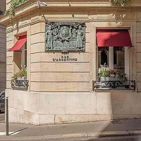 Hotiday Collection - Arc De Triomphe Hotel