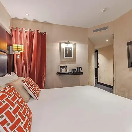 Hotiday Collection - Arc De Triomphe Hotel