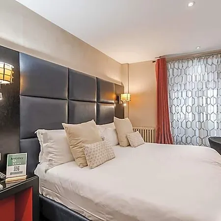 Hotiday Collection - Arc De Triomphe 4*