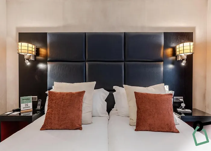 Hotiday Collection - Arc De Triomphe 4*