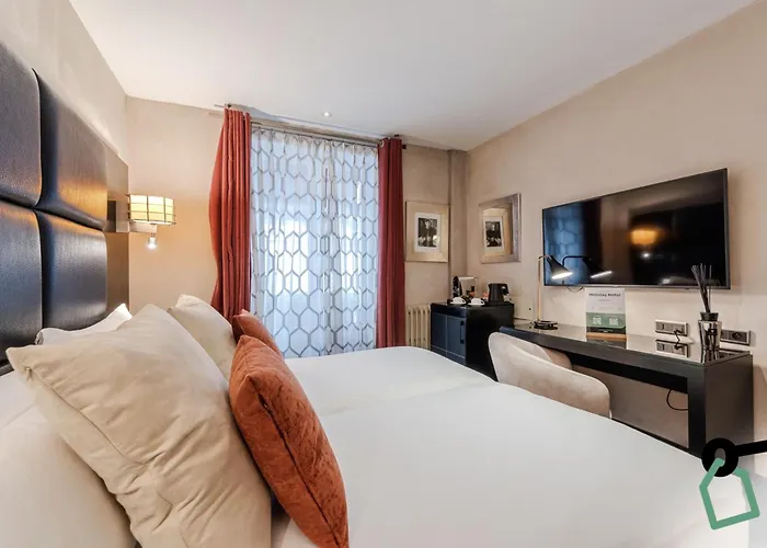Hotel Hotiday Collection - Arc De Triomphe Parijs