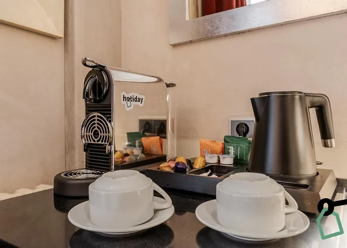 Hotel Hotiday Collection - Arc De Triomphe 4*