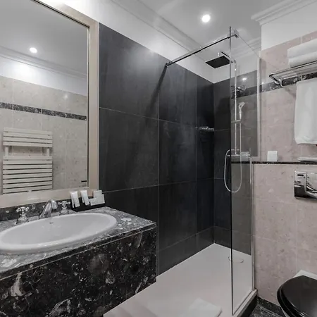 Hotiday Collection - Arc De Triomphe 4*