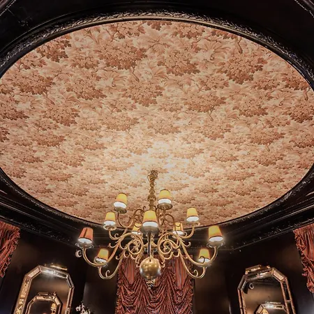 Hotiday Collection - Arc De Triomphe