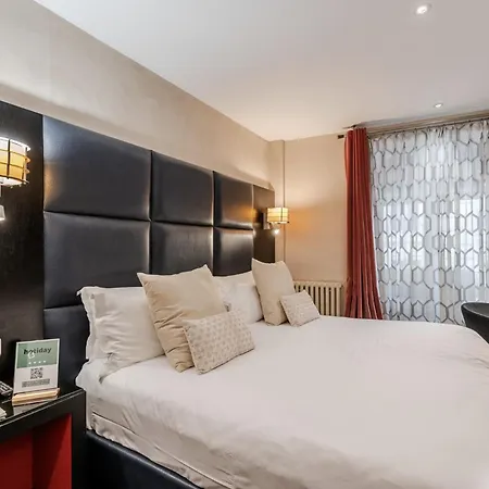 Hotel Hotiday Collection - Arc De Triomphe Paříž