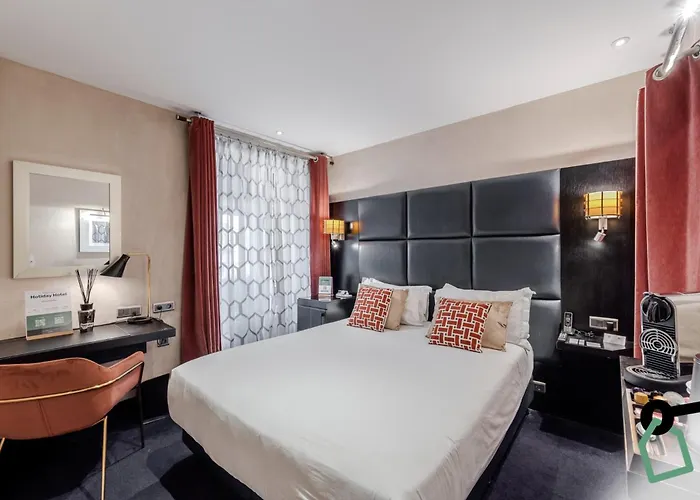 Hotiday Collection - Arc De Triomphe 4* Paris