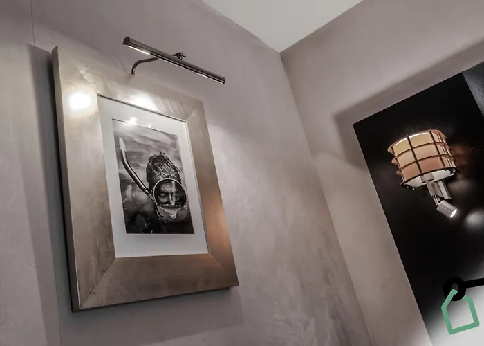 Hotel Hotiday Collection - Arc De Triomphe Paris