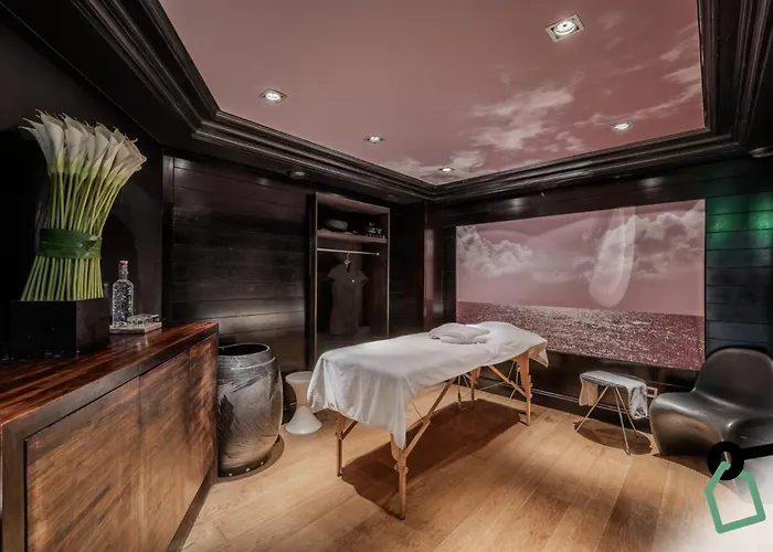 Hotel Hotiday Collection - Arc De Triomphe