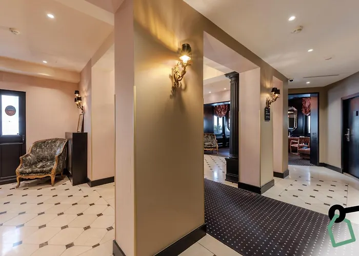 Hotiday Collection - Arc De Triomphe Hotel